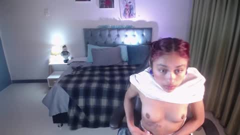 Snapshot of clown_face chatting on December 29, 2024, 8:55 am emely dolce online show from December 29, 2024, 8:55 am