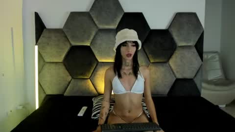 Snapshot of cloy_areo chatting on July 17, 2026, 12:23 pm Cloy areo make me come with pleasure online show from July 17, 2026, 12:23 pm
