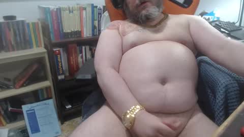 Snapshot of clyde_money chatting on January 11, 2025, 1:37 am Clyde Money online show from January 11, 2025, 1:37 am