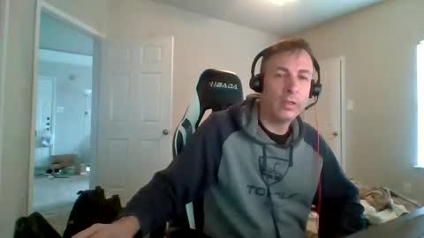 Snapshot of cmypenis chatting on December 23, 2024, 3:55 pm Master Bates online show from December 23, 2024, 3:55 pm