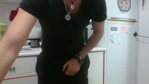 . online show from February 6, 2025, 7:51 pm