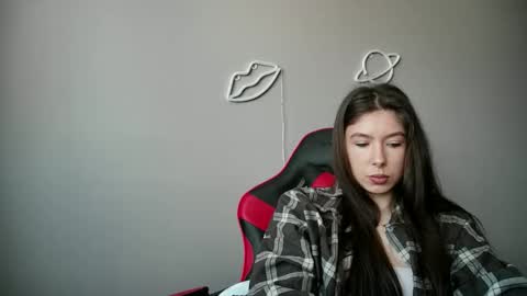 cocoberry1 online show from March 3, 2026, 9:37 am