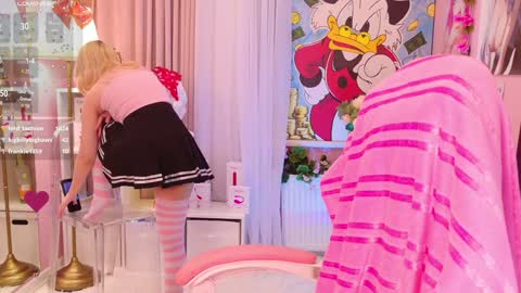 Mia online show from December 19, 2024, 12:24 am