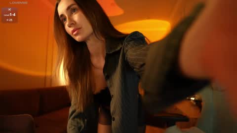 Anna online show from April 2, 2026, 6:27 pm