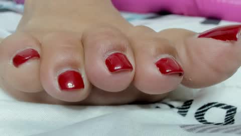 laurita online show from February 15, 2025, 1:21 am