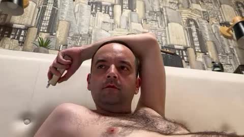 Snapshot of colambus555 chatting on January 20, 2025, 7:46 pm colambus555 online show from January 20, 2025, 7:46 pm