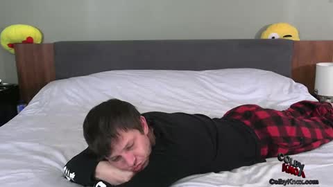 Snapshot of colbyknox chatting on February 15, 2025, 11:25 pm colbyknox online show from February 15, 2025, 11:25 pm