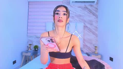 colett online show from April 22, 2026, 11:56 am