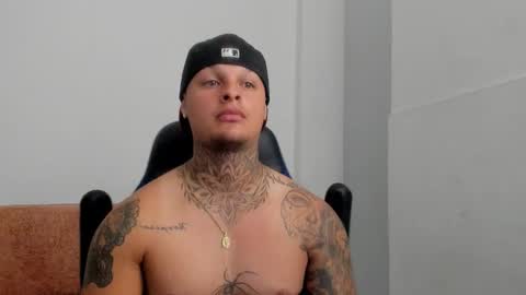 Snapshot of colin_prince2 chatting on March 8, 2025, 2:23 am COLIN online show from March 8, 2025, 2:23 am