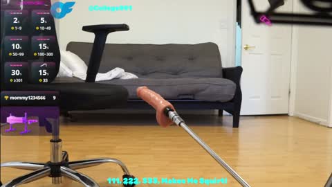 College001 online show from January 23, 2025, 9:50 pm