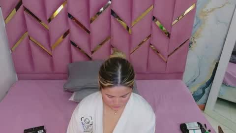  MEGAN  online show from April 10, 2026, 11:53 pm