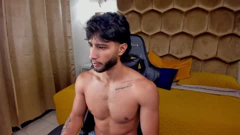 Snapshot of collins_emmett chatting on April 2, 2026, 6:00 am EMMETT COLLINS online show from April 2, 2026, 6:00 am