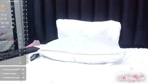 Snapshot of colombia_mommy_ chatting on December 30, 2024, 3:13 pm GRETCHEN online show from December 30, 2024, 3:13 pm