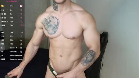 colombianmuscle8 online show from April 17, 2026, 3:42 am