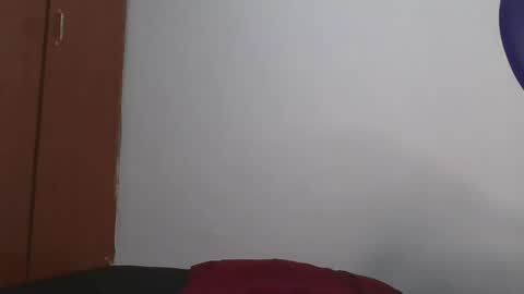 Cara online show from February 19, 2025, 3:27 pm