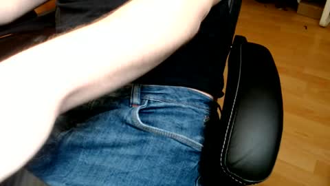 commanderchip online show from March 4, 2025, 3:59 pm