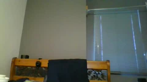 comphankjames online show from September 28, 2025, 10:15 pm