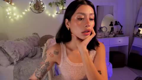 Snapshot of connie_deep chatting on February 12, 2025, 10:46 am connie online show from February 12, 2025, 10:46 am