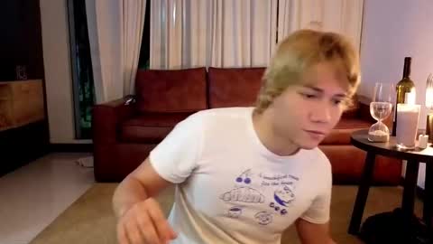 Snapshot of connie_varela chatting on February 5, 2026, 12:15 am new account online show from February 5, 2026, 12:15 am