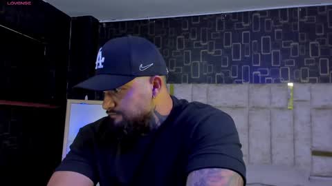 rusfegui online show from February 10, 2025, 2:41 am