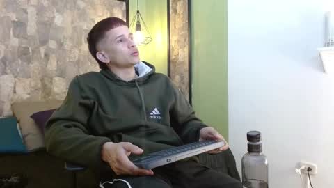 Connor King1 online show from December 2, 2024, 12:18 pm