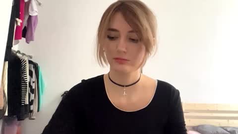 Amelia online show from February 26, 2026, 12:26 pm