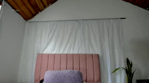 Snapshot of conyabril chatting on May 11, 2026, 12:55 pm conyabril online show from May 11, 2026, 12:55 pm