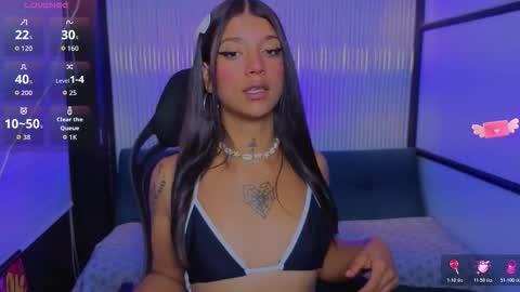 coral_larsson online show from January 16, 2026, 1:48 pm