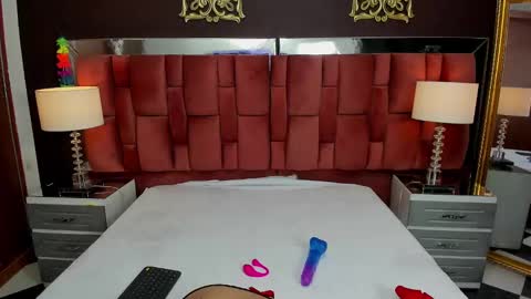 coralharmon online show from January 4, 2025, 8:05 pm