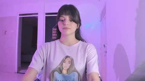 Coraline uwu     Bienvenidos al dulce mundo de Coraline    Hola amores soy Coraline  Una chica  tierna juguetona online show from April 1, 2026, 12:00 am