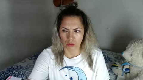 corinnasex online show from April 14, 2026, 3:51 pm