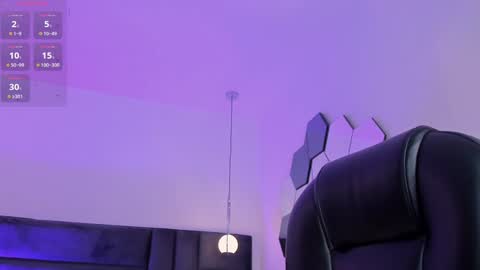 Corinne Russo online show from February 5, 2025, 6:35 am