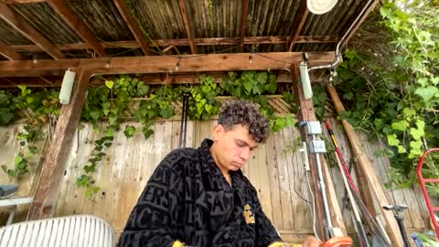 coronelking online show from September 24, 2025, 7:06 pm