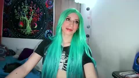 cosmic_crystal online show from January 12, 2025, 10:33 pm