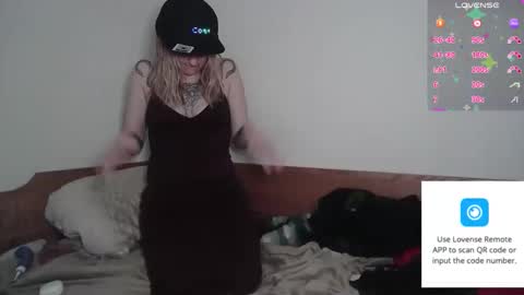 cottonmoufqueen online show from March 8, 2026, 6:55 pm