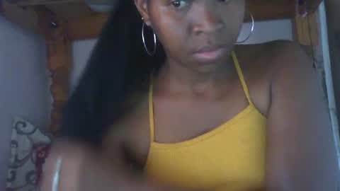 couleur_vanille online show from December 24, 2024, 6:33 am