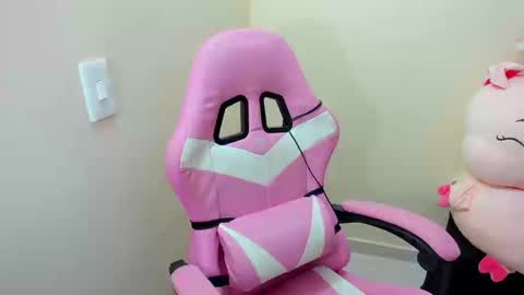 Snapshot of couple_megan_and_jhon2 chatting on September 10, 2025, 9:26 pm couple_megan_and_jhon2 online show from September 10, 2025, 9:26 pm