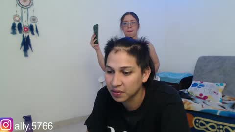 COUPLE PERV online show from May 25, 2026, 9:43 pm