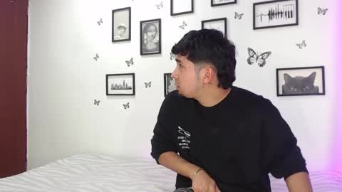 Juli and Liam online show from January 20, 2025, 7:36 am