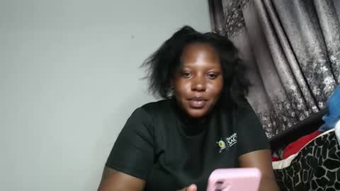 Snapshot of cozy_dion chatting on April 4, 2026, 6:05 pm Erykah online show from April 4, 2026, 6:05 pm