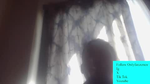 Snapshot of craze320084 chatting on April 6, 2026, 7:59 pm craze320084 online show from April 6, 2026, 7:59 pm