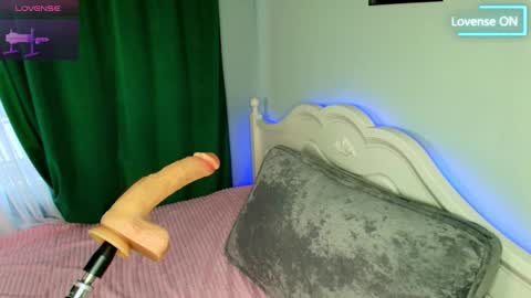 Eva online show from October 30, 2025, 7:10 am