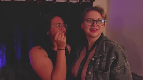 Lexie  Rose  online show from September 12, 2025, 4:45 am