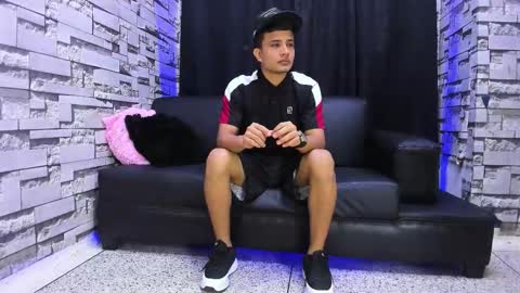 Snapshot of crazy_sex_cult chatting on February 3, 2026, 1:05 pm Crazy Sex Cult- Girl Thayler Age 18- Boy Louis Age 20 online show from February 3, 2026, 1:05 pm