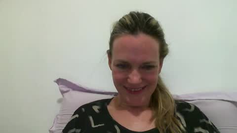 Anny online show from February 18, 2025, 12:15 am