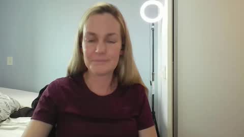 Anny online show from February 2, 2026, 5:22 pm