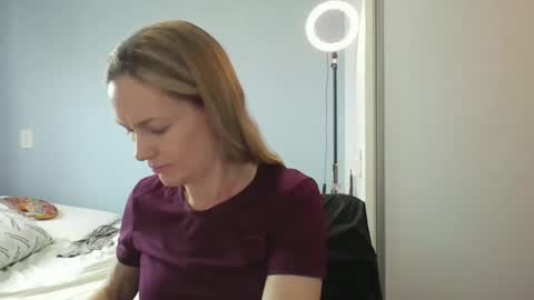 Anny online show from February 5, 2026, 10:53 am