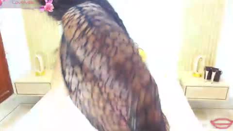 Sara online show from November 3, 2025, 12:28 pm