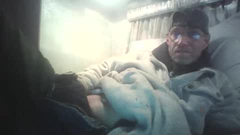 Snapshot of crazybuilder1 chatting on November 30, 2025, 2:48 am crazybuilder1 online show from November 30, 2025, 2:48 am