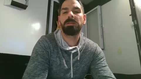 Snapshot of crazycouple1011 chatting on December 30, 2024, 10:34 pm funcouple online show from December 30, 2024, 10:34 pm